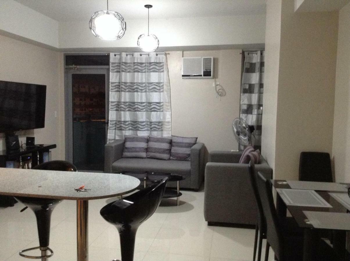 Cubao Manhattanheights Unit 11A Tower B, 2Br Manila Eksteriør bilde